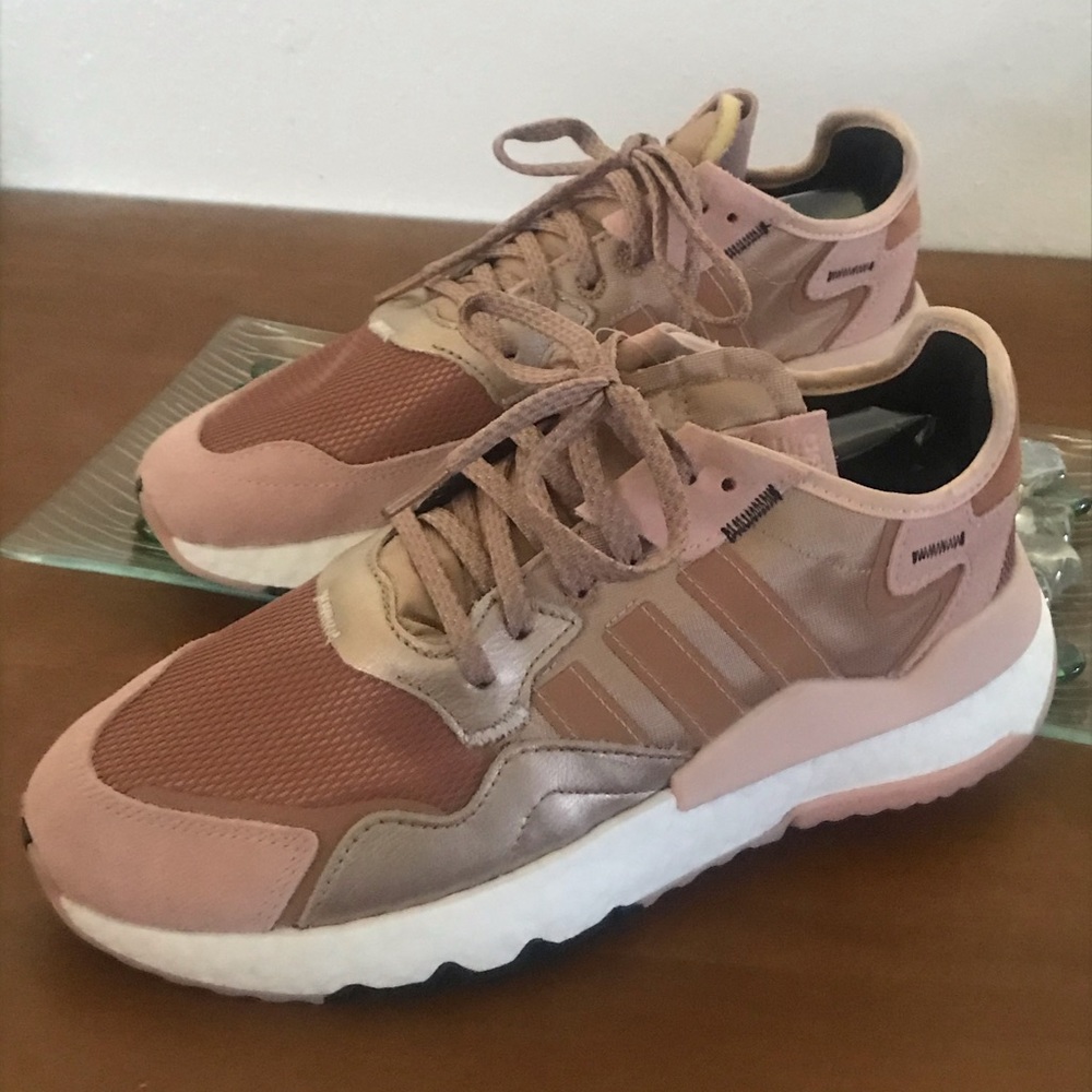 NWT Adidas Rose Gold Nite Jogger Women’s Sz 9